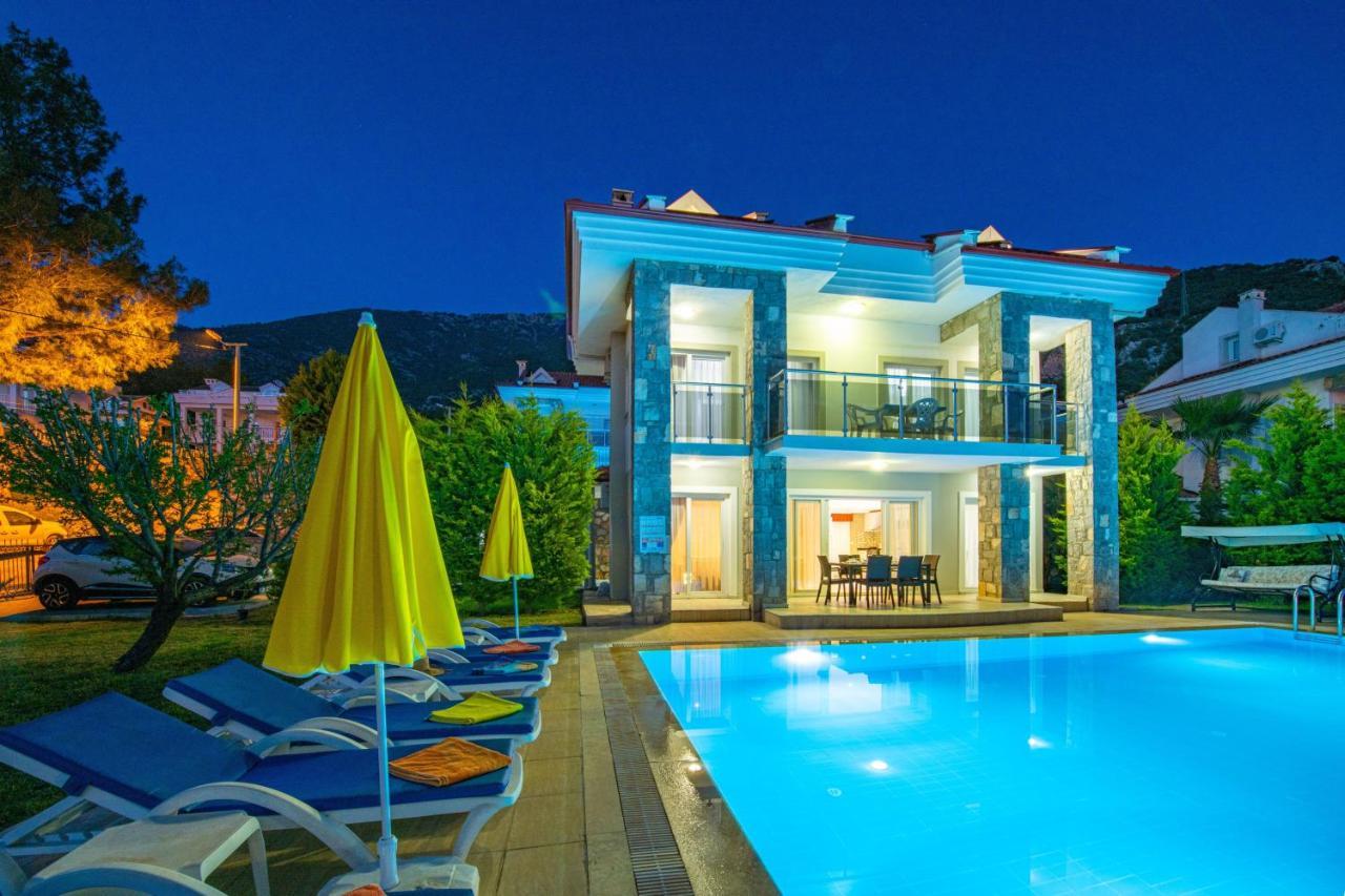 Yasam Park Rena Villalari Oeluedeniz Villa Fethiye